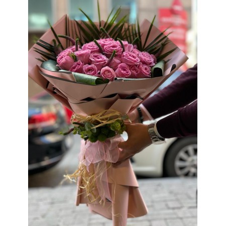 PEMBE GÜL DEMETİ